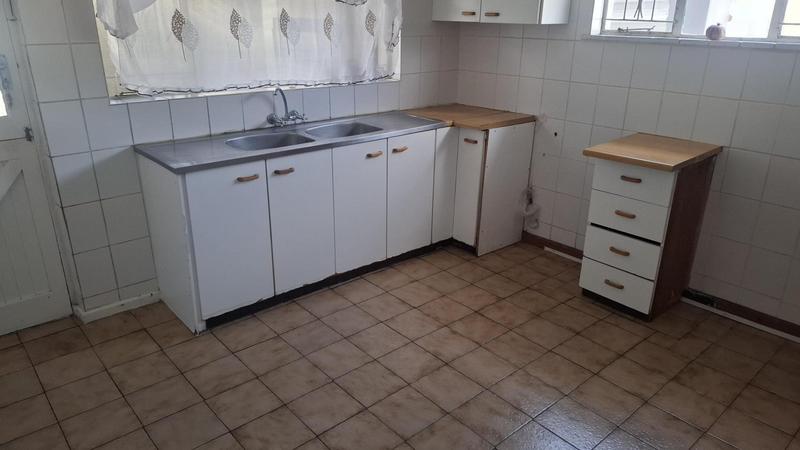 To Let 3 Bedroom Property for Rent in Goodwood Central Western Cape